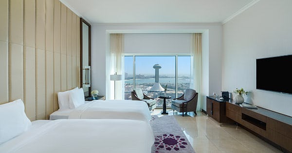 Deluxe Room - Corniche View