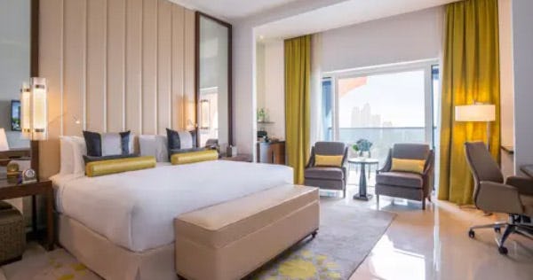 Premium Room - Corniche View