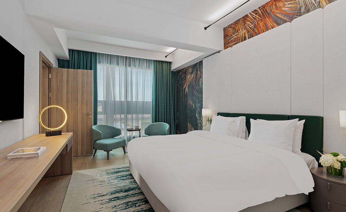 Deluxe Suite With Garden View