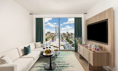 Executive Suite With Pool View