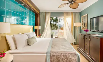 Deluxe Suite, Garden View