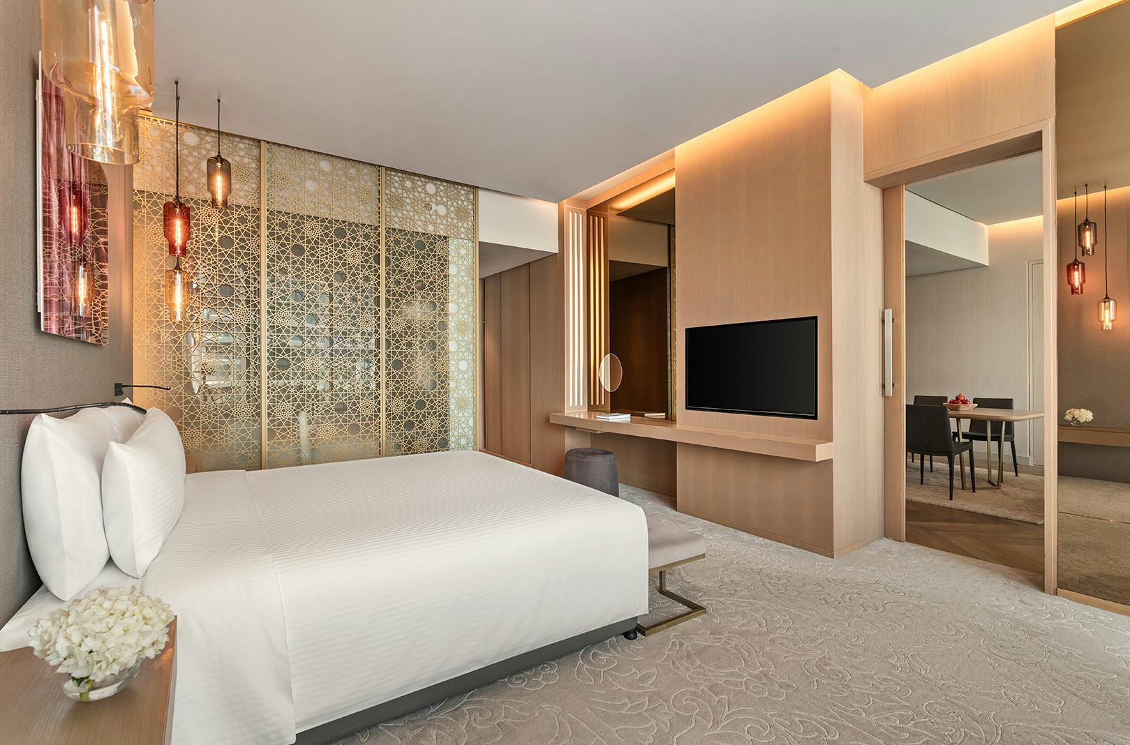 1 Bedroom Deluxe Suite