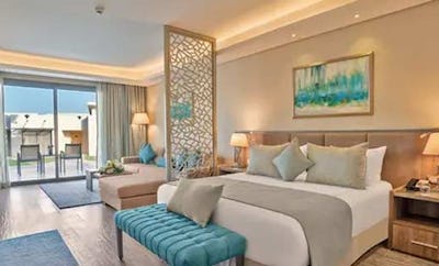 Suite King Bed with Garden view