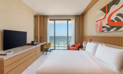 DELUXE KING SEA VIEW