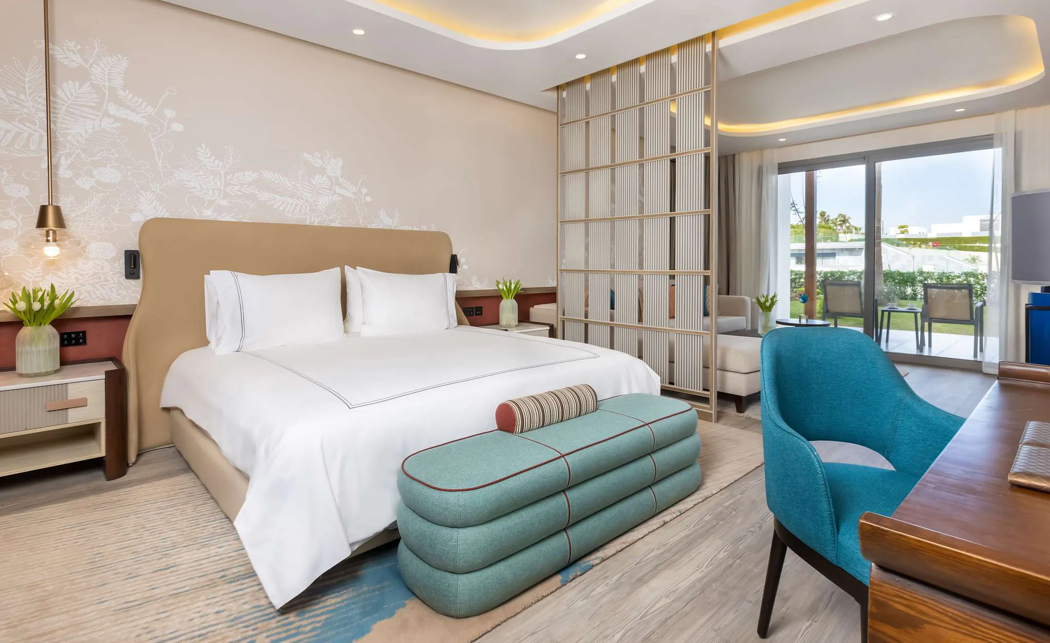 rixos-radamis-sharm-el-sheikh-egypt-deluxe-room-beach-side_13410