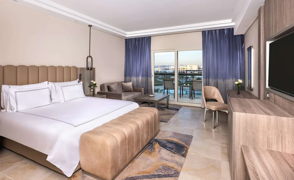 rixos-radamis-sharm-el-sheikh-egypt-superior-room-blue-planet-king-bed_13410