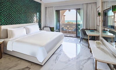 DELUXE ROOM SEA VIEW