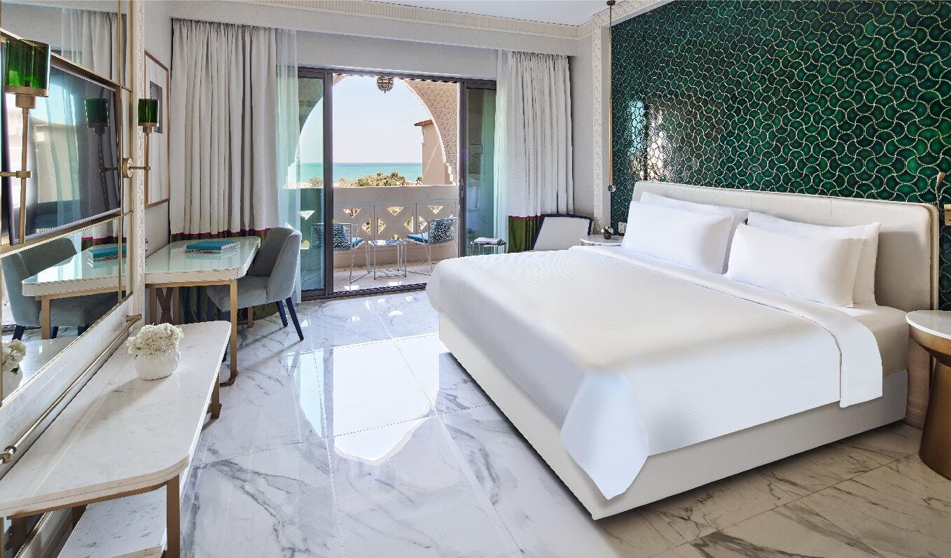 TWO BEDROOM FAMILY ROOM – SEA VIEW