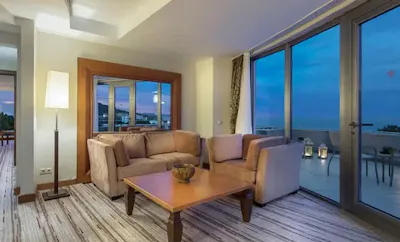 King Suite with Private Jacuzzi