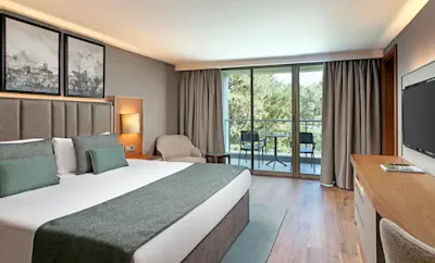 Marine Room Land View