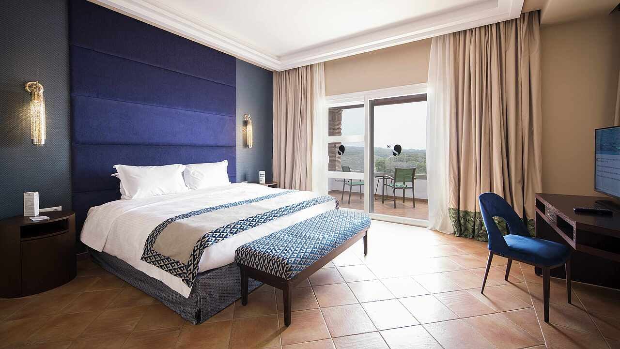 Junior Suite Side Sea View