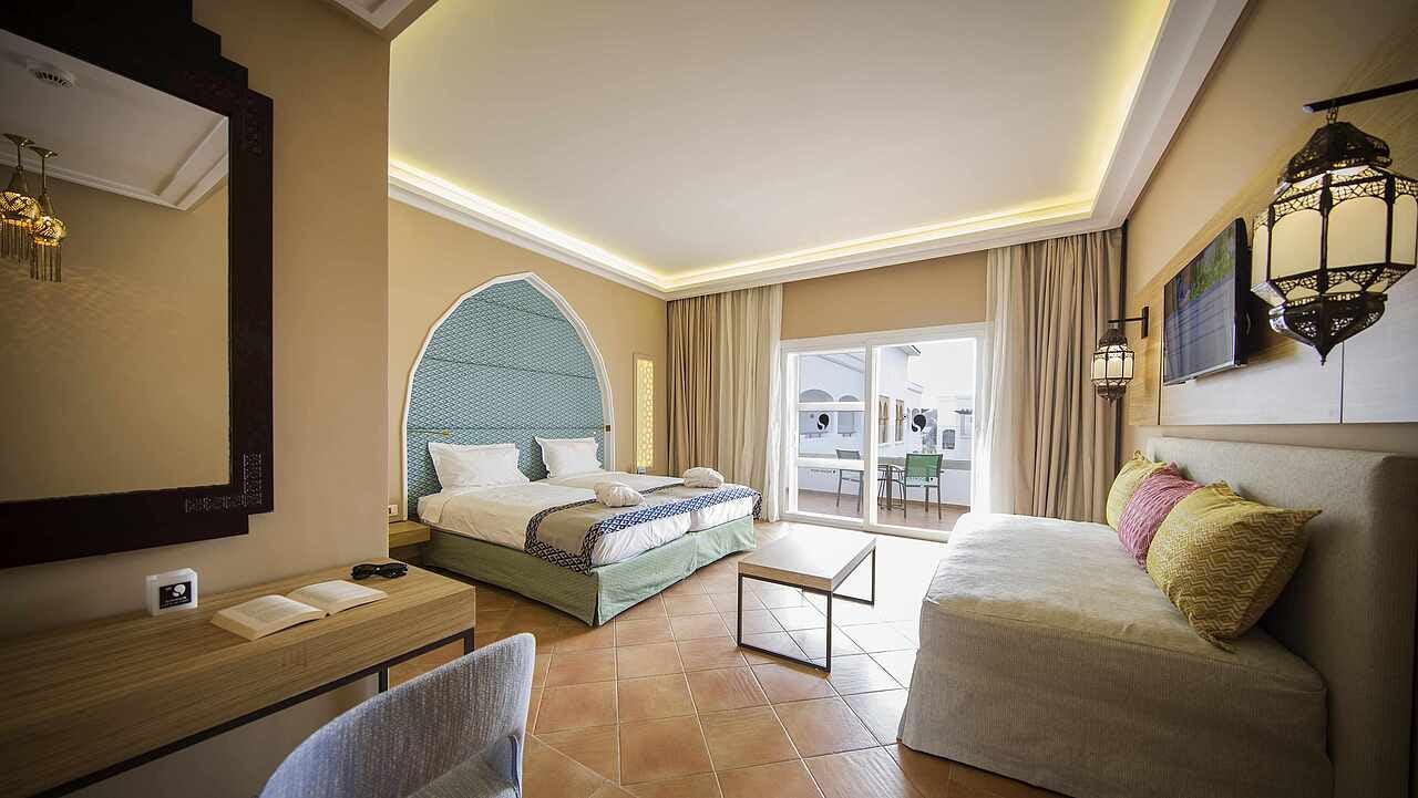 One Parent with Children Room