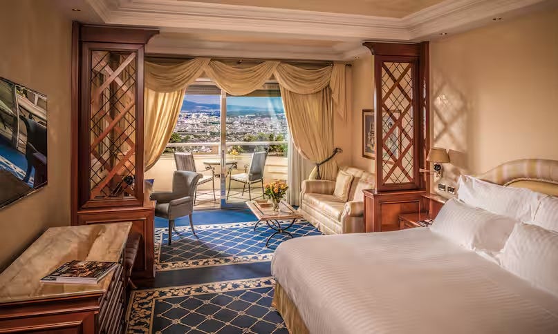 rome-cavalieri-a-waldorf-astoria-hotel-italy-king-deluxe-room-with-private-park-view_13343