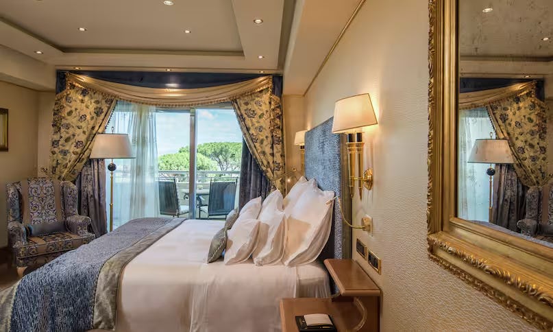 rome-cavalieri-a-waldorf-astoria-hotel-italy-superior-suite-with-park-and-pool-view_13343