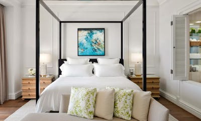 ROYAL ONE BEDROOM KING SUITE