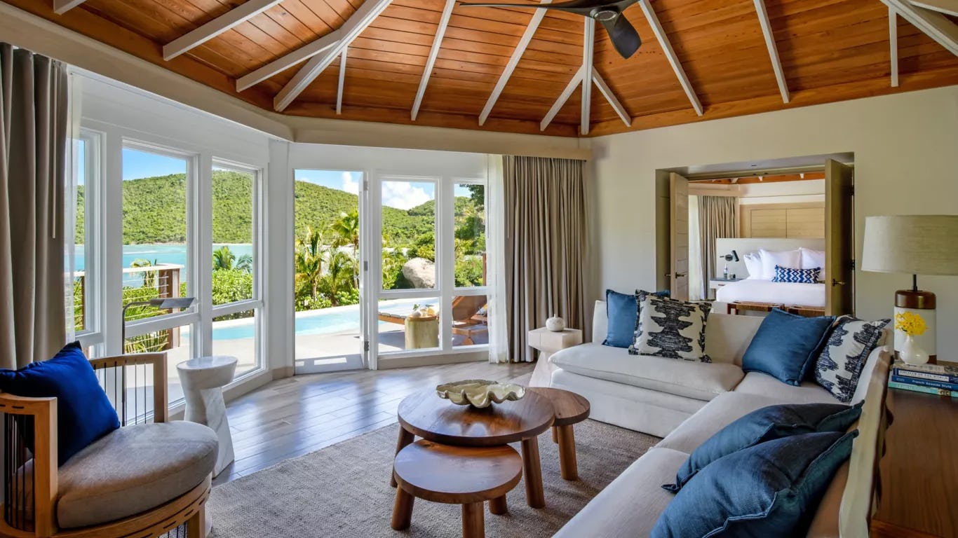 Grand One Bedroom Pool Suite