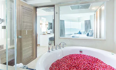 Diamond Suite