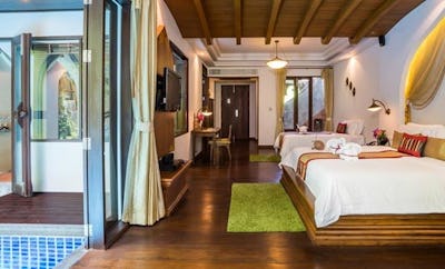 Pool Suite Garden View