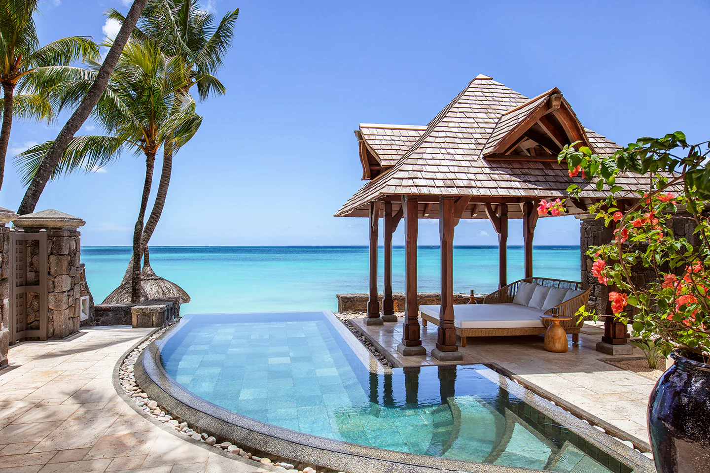royal-palm-beachcomber-luxury-mauritus-royal-villa-03_238