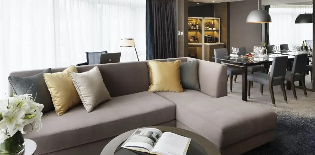 royal-plaza-hotel-hong-kong-plaza-suite_964