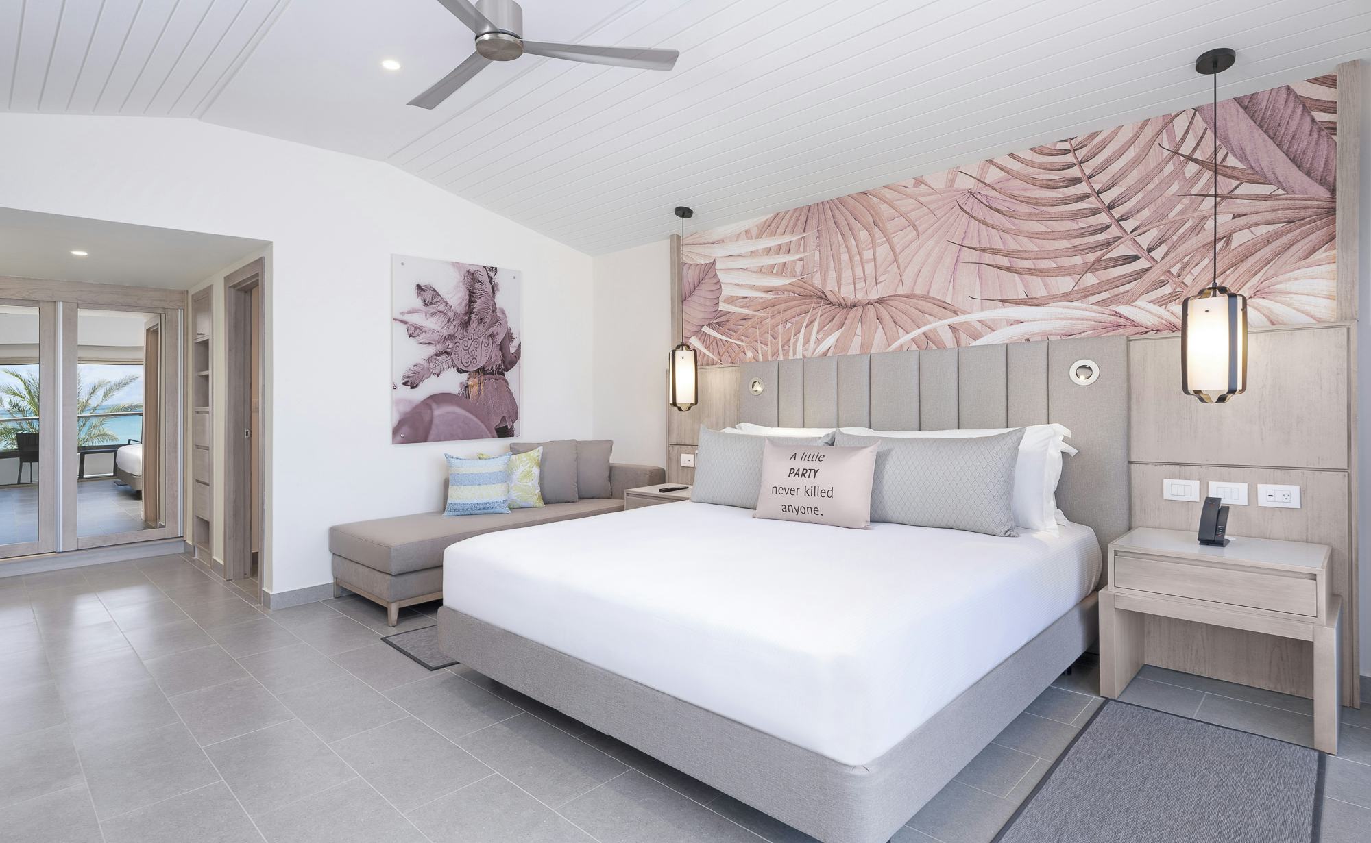 royalton-antigua-an-autograph-collection-all-inclusive-resort-luxury-presidential-beach-front-walkout-one-bedroom-suite_10444