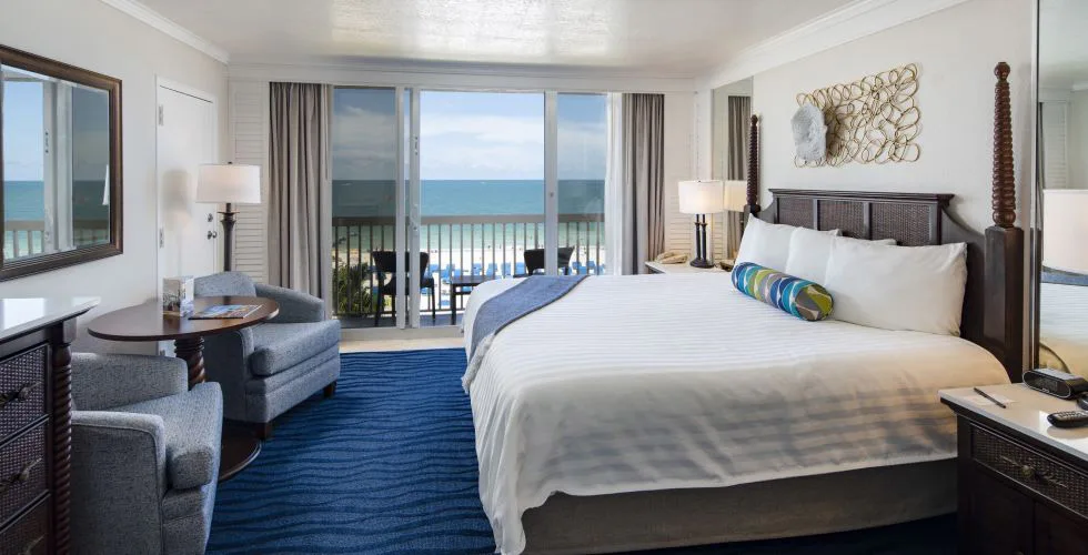 Gulf Front View 1 King Bed