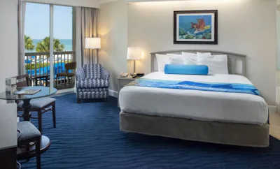 Gulf Front View With Whirlpool 1 King Bed