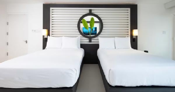 s-hotel-jamaica-ocean-view-deluxe-double-02_11613