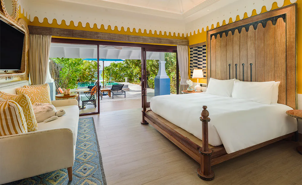 BEACH VILLA WITH POOL