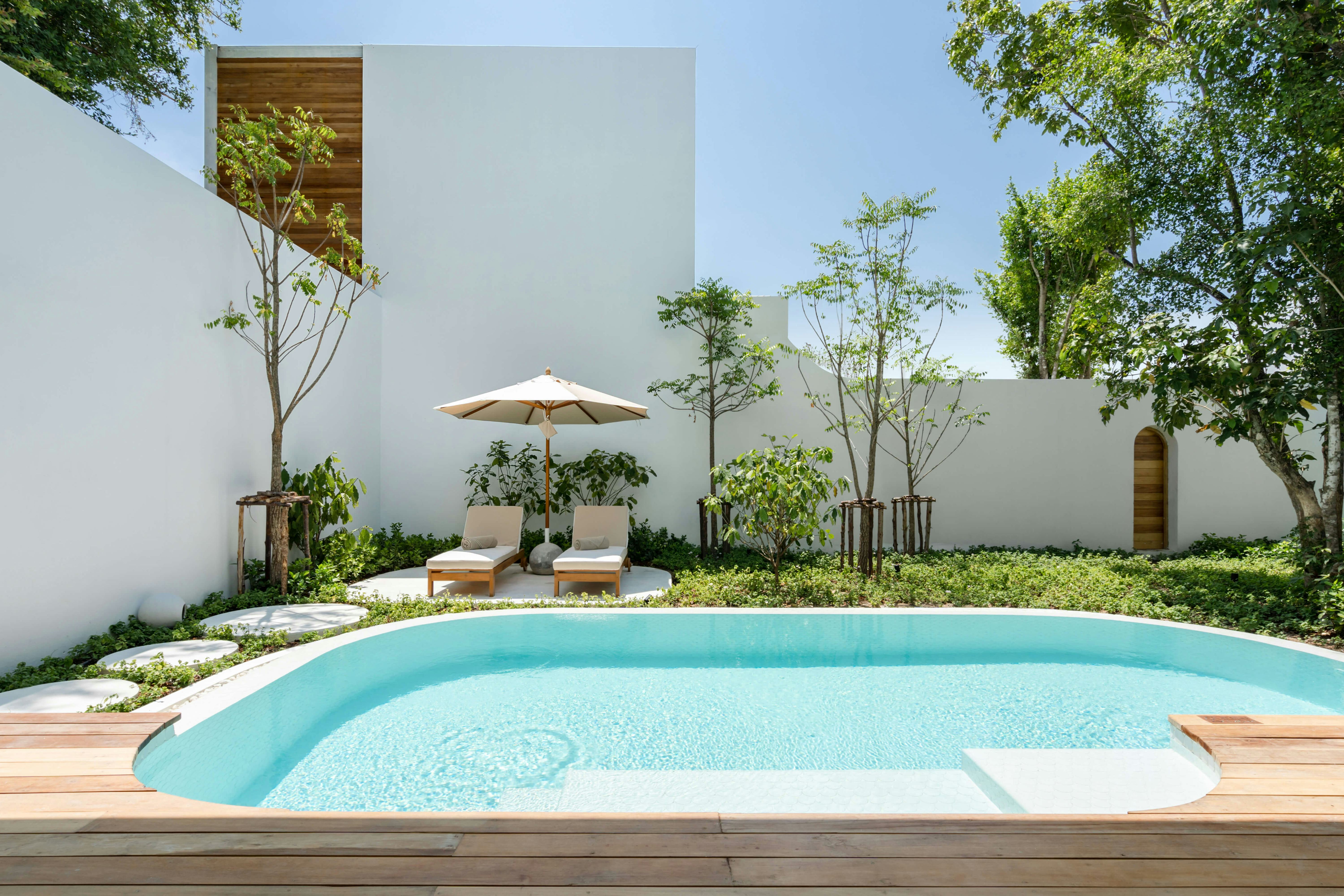 Garden Two Bedroom Family & Friends Grand Villa