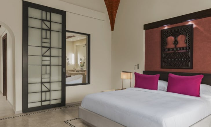 salalah-rotana-resort-oman-one-bedroom-suite-with-aqua-park-access_4776