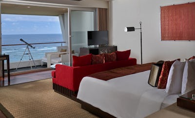 Ocean Front Honeymoon Suites