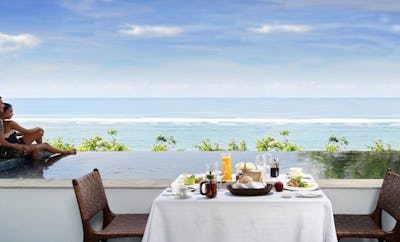 Ocean Front Honeymoon Suites