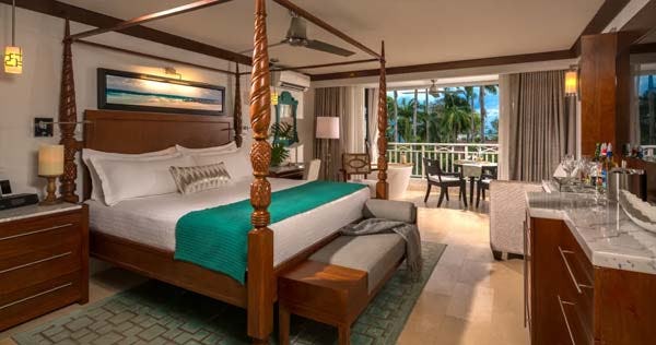 sandals-barbados-crystal-lagoon-club-level-luxury-honeymoon-suite-with-balcony-tranquility-soaking-tub_6623