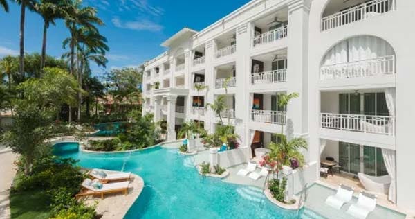 sandals-barbados-crystal-lagoon-one-bedroom-butler-honeymoon-luxury-suite-with-balcony-tranquility-soaking-tub-02_6623