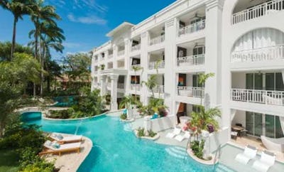 CRYSTAL LAGOON ONE BEDROOM BUTLER HONEYMOON LUXURY SUITE WITH BALCONY TRANQUILITY SOAKING TUB