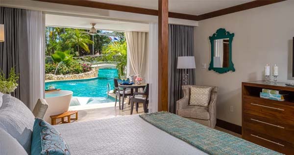 sandals-barbados-crystal-lagoon-swim-up-club-level-luxury-room-with-patio-tranquility-soaking-tub_6623