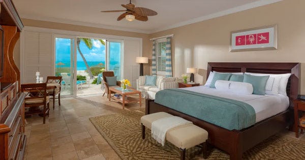 Beachfront Honeymoon Walkout Butler Villa Suite