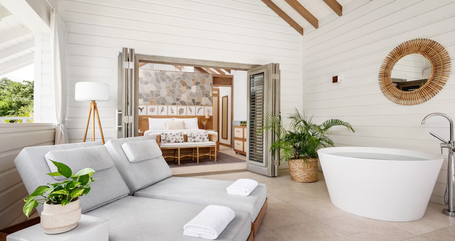 Halcyon Shore House Butler Suite w/Balcony Tranquility Soaking Tub