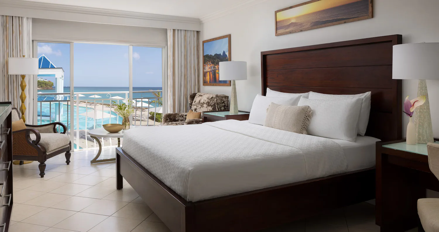 sandals-regency-la-toc-st-lucia-luxury-poolside_4828
