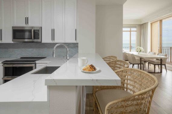 sandpearl-resort-clearwater-two-bedroom-suites-02_6668