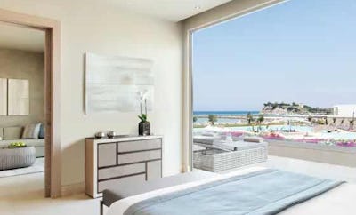 One Bedroom Suite Grand Balcony