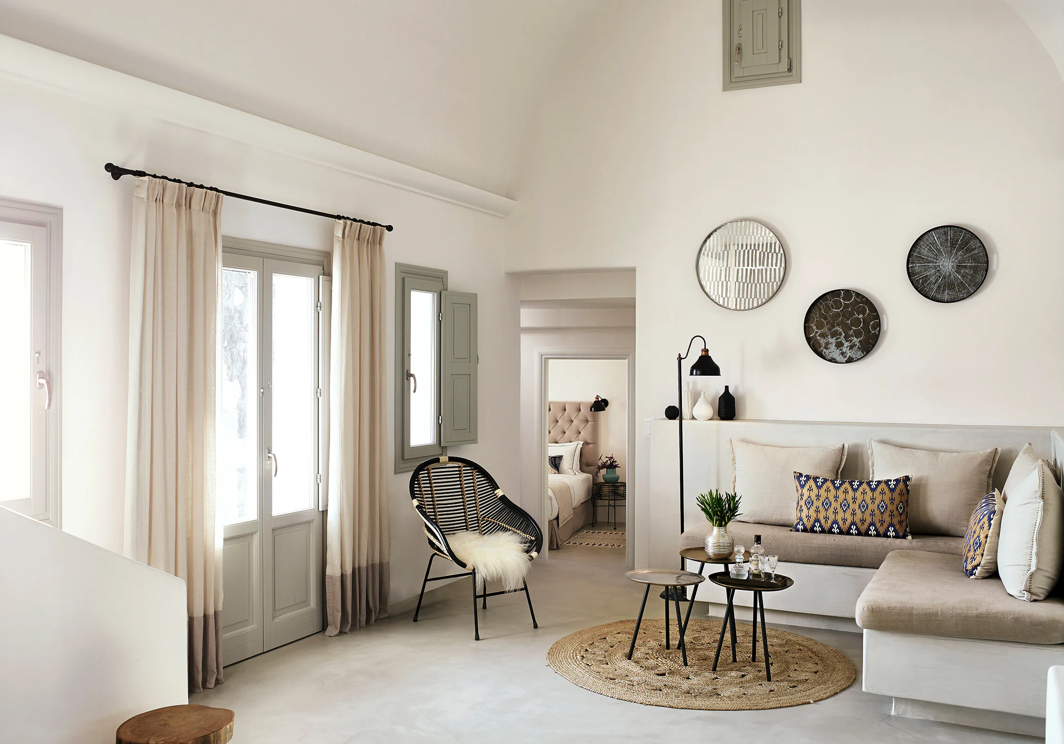 santo-pure-oia-suites-and-villas-greece-two-bedroom-sunset-and-sea-view-suite-with-pool-01_13704