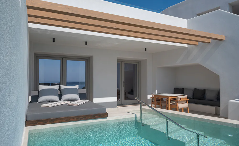 Sunset & Sea View Suite with Pool