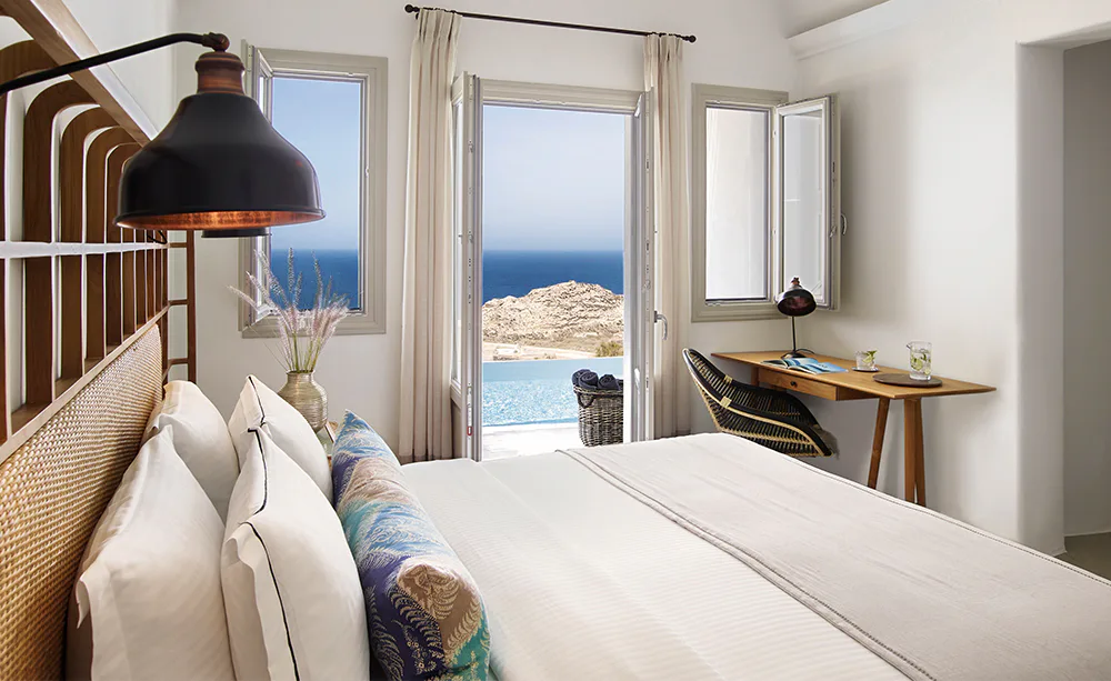 Sunset & Sea View Suite with Pool & Jacuzzi