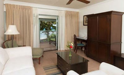 Deluxe Beachfront Rooms