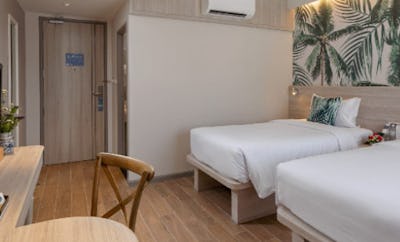 Studio Pool View Room