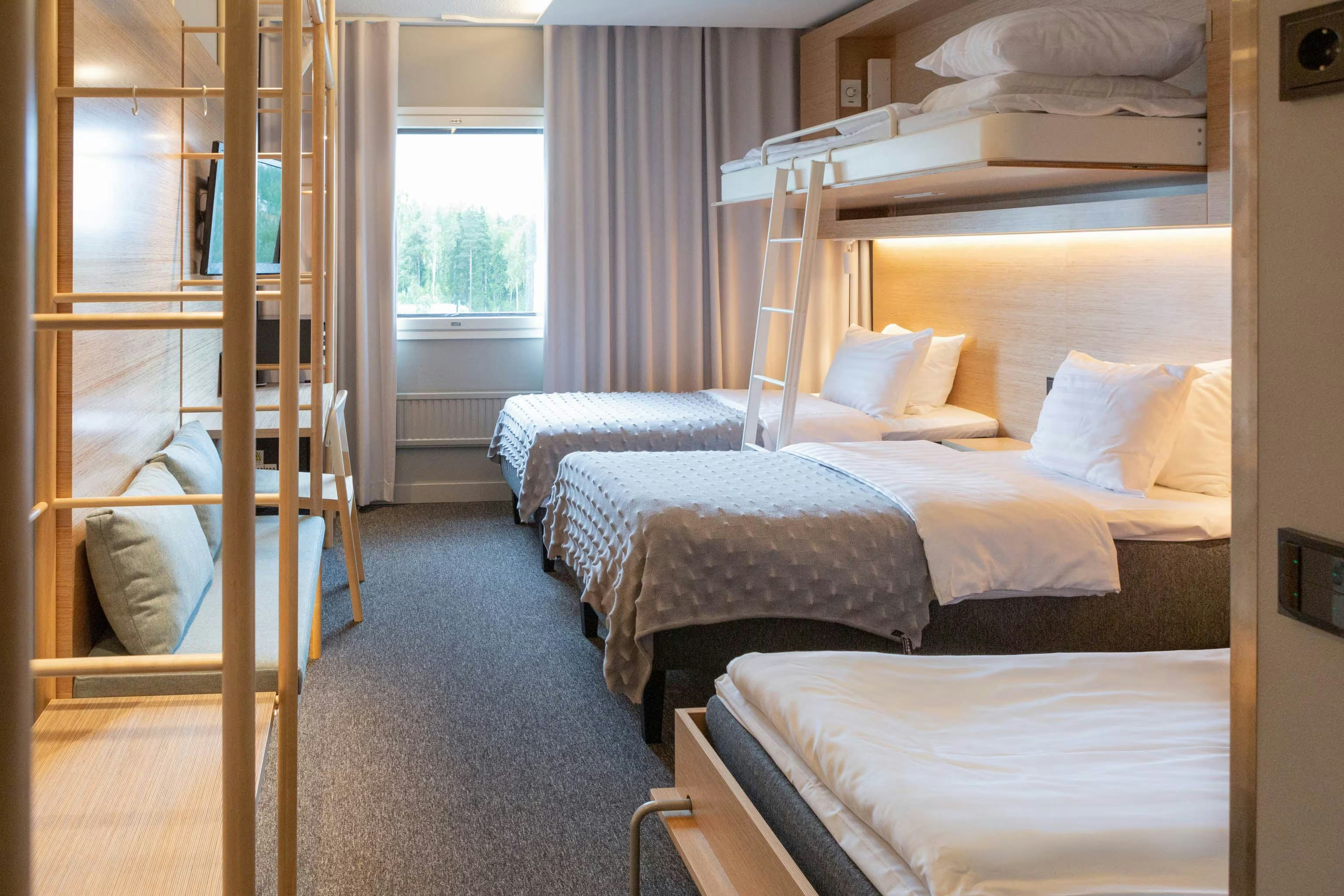 Standard Family Four