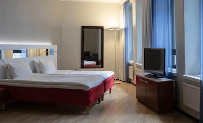 Standard Family Four