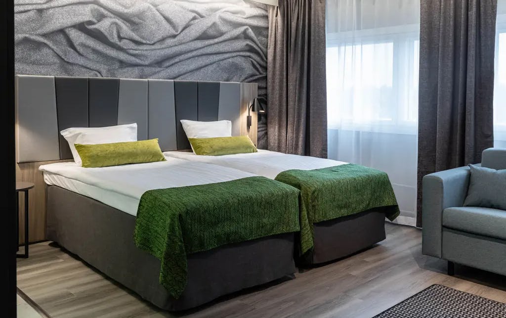 Standard Family Four